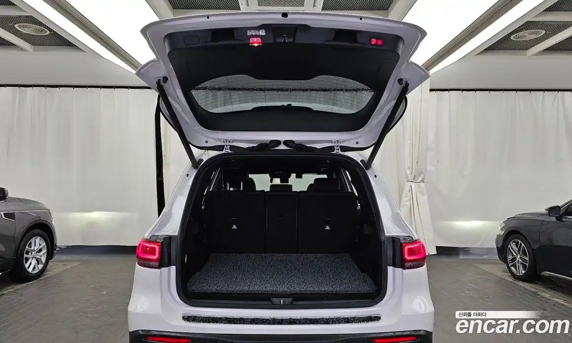 Mercedes-Benz EQB 2023 0.2 Автомат в Москве № 137701, фото 5