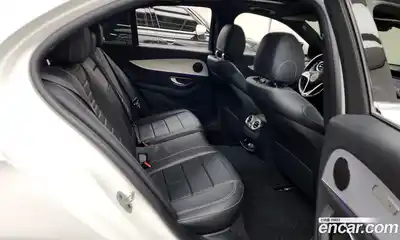 Mercedes-Benz E-Class 2021 2.0 Автомат в Москве № 139926, миниатюра 12