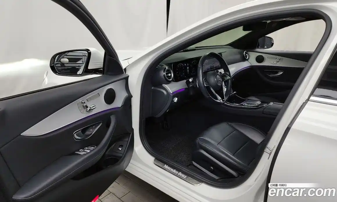 Mercedes-Benz E-Class 2021 2.0 Автомат в Москве № 139926, фото 10