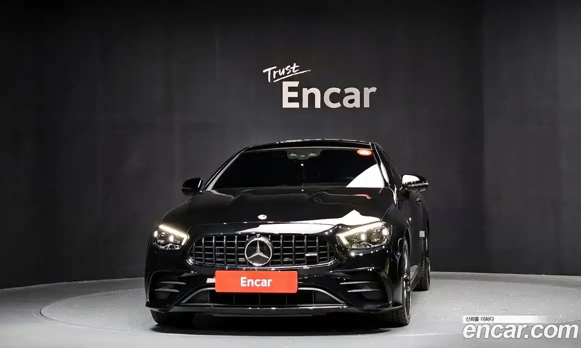 Mercedes-Benz E-Class 2023 3.0 Автомат в Москве № 141725, фото 3