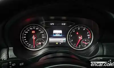 Mercedes-Benz A-Class 2018 1.6 Автомат в Москве № 142520, миниатюра 3