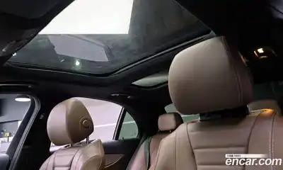 Mercedes-Benz E-Class 2021 2.0 Автомат в Москве № 150938, миниатюра 11