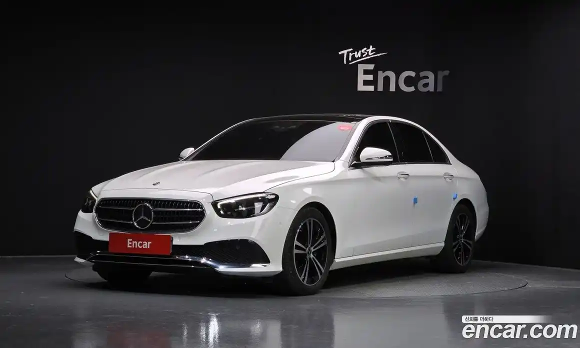 Mercedes-Benz E-Class 2021 2.0 Автомат в Москве № 150938, фото 19