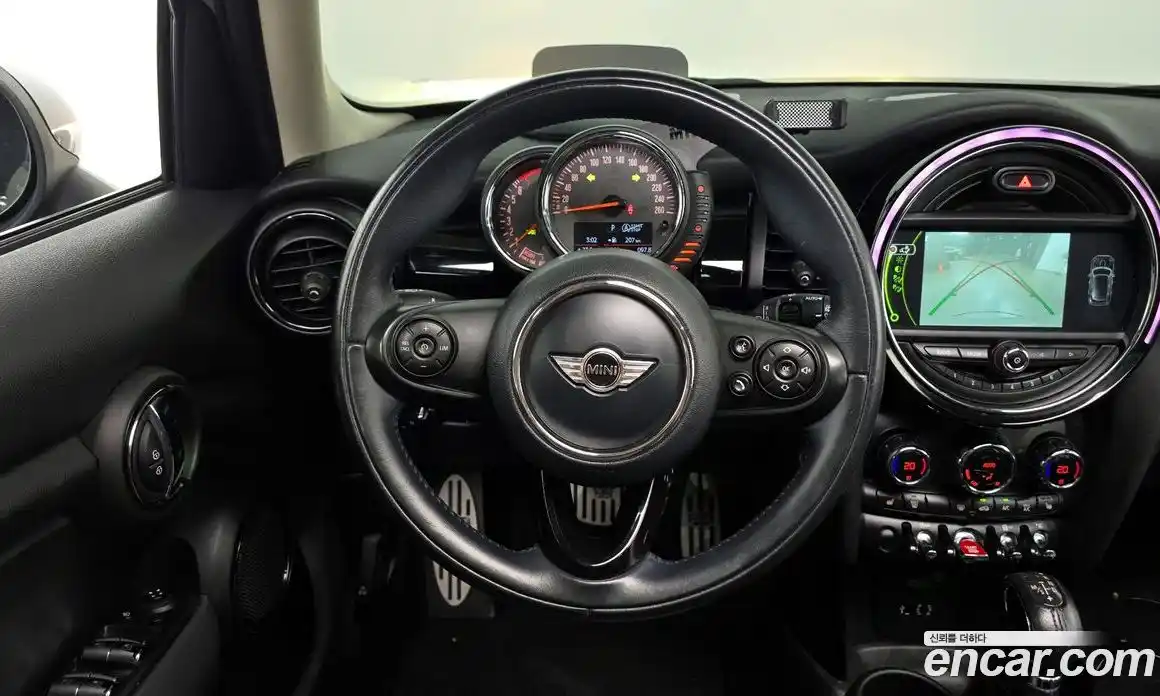 Mini Cooper 2018 1.5 Автомат в Москве № 153594, фото 19