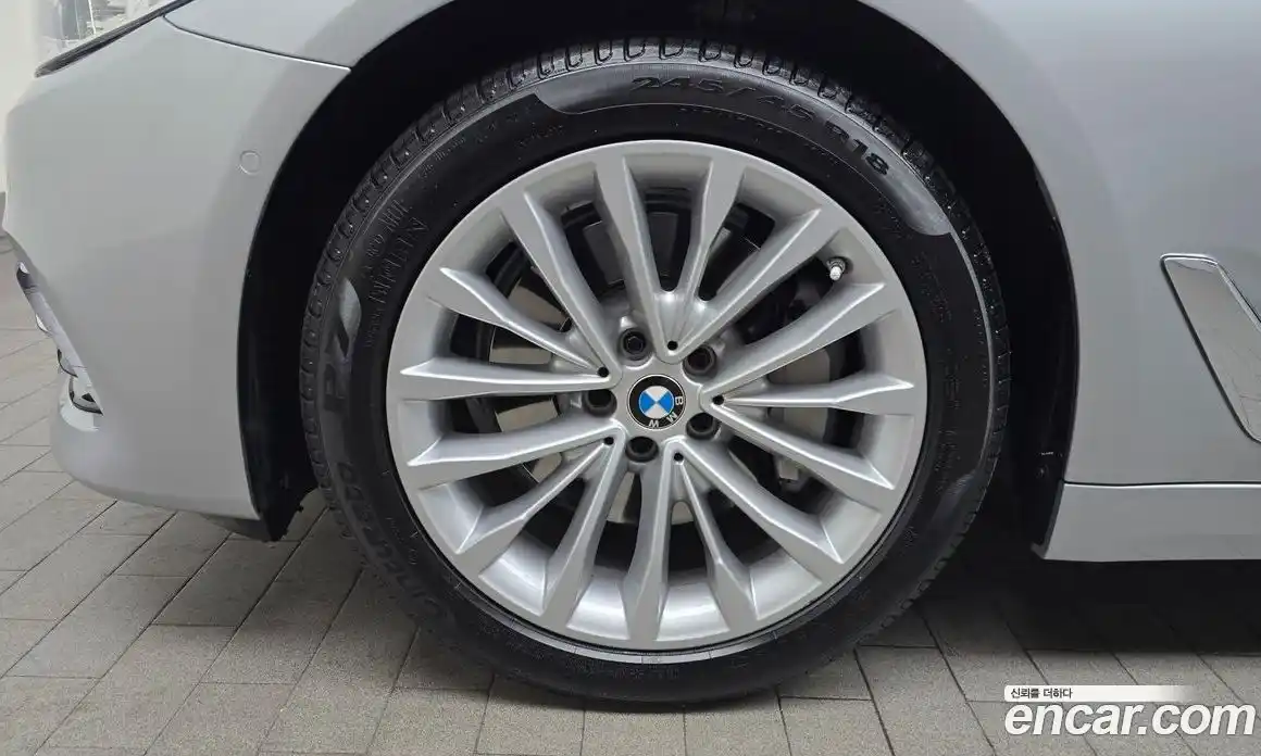 BMW 5-Series 2020 2.0 Автомат в Москве № 154545, фото 2