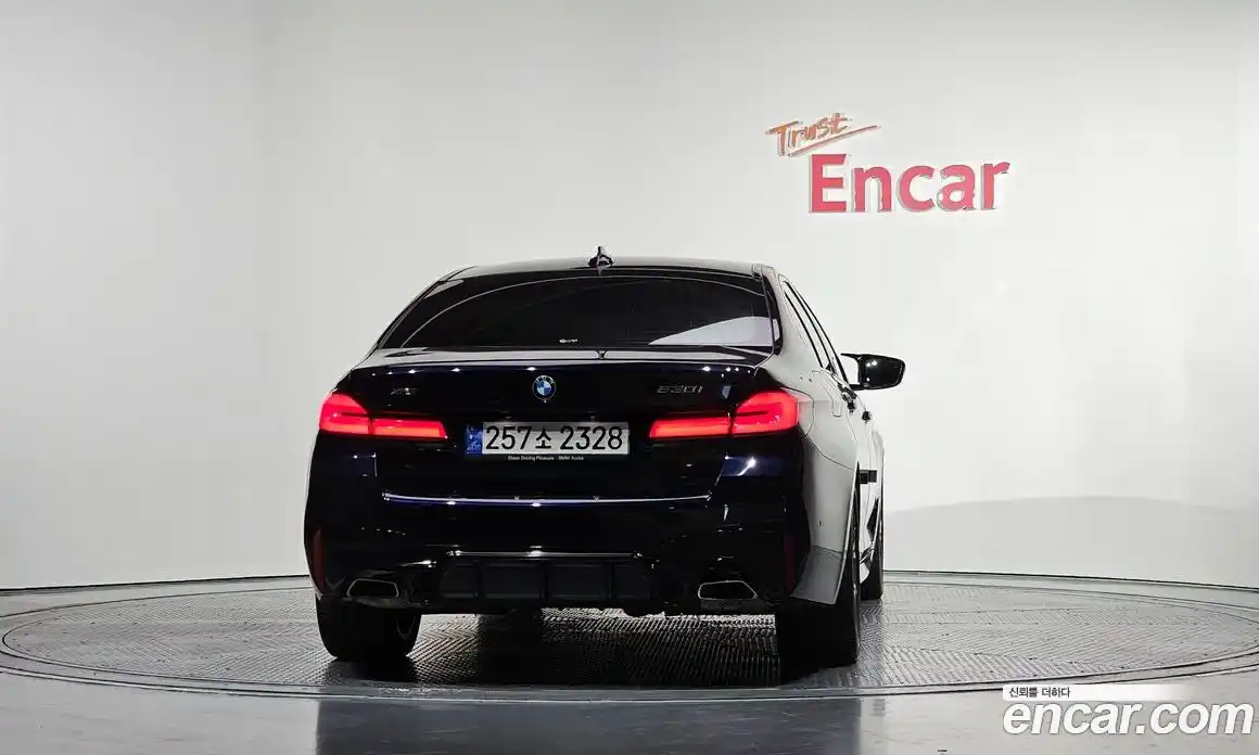 BMW 5-Series 2023 2.0 Автомат в Москве № 157186, фото 3