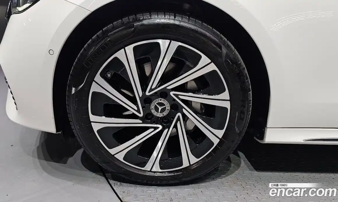 Mercedes-Benz E-Class 2025 2.0 Автомат в Москве № 160178, фото 16