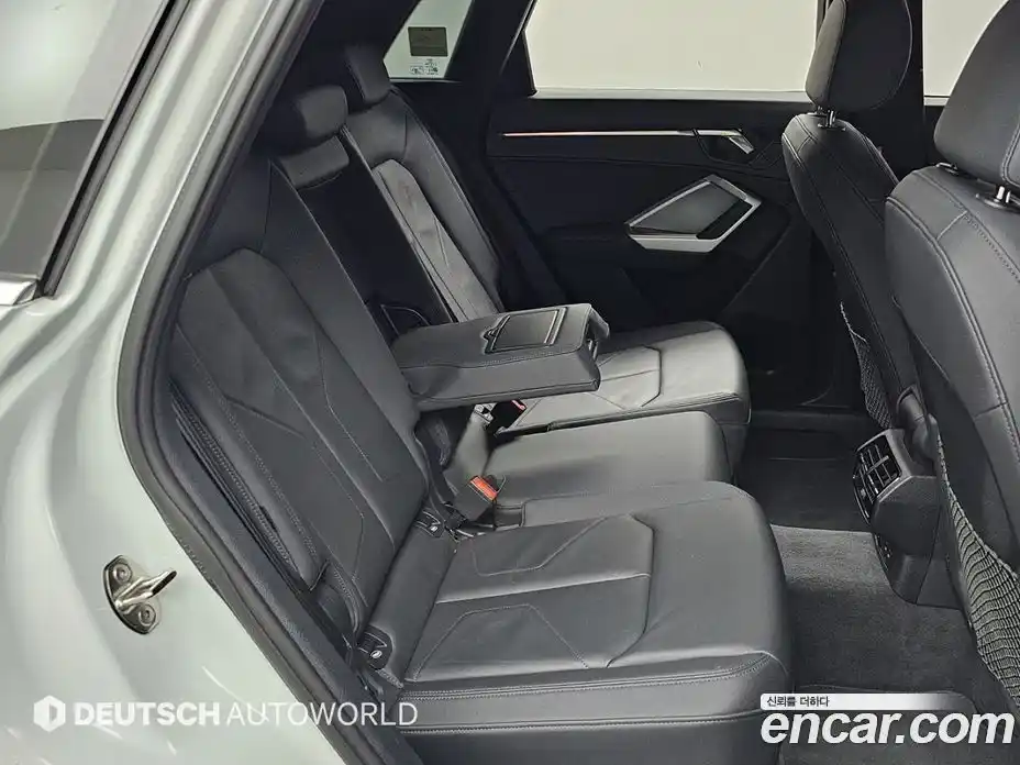 Audi Q3 2023 2.0 Автомат в Москве № 164021, фото 12