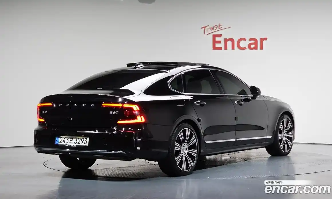 Volvo S90 2023 2.0 Автомат в Москве № 164340, фото 1