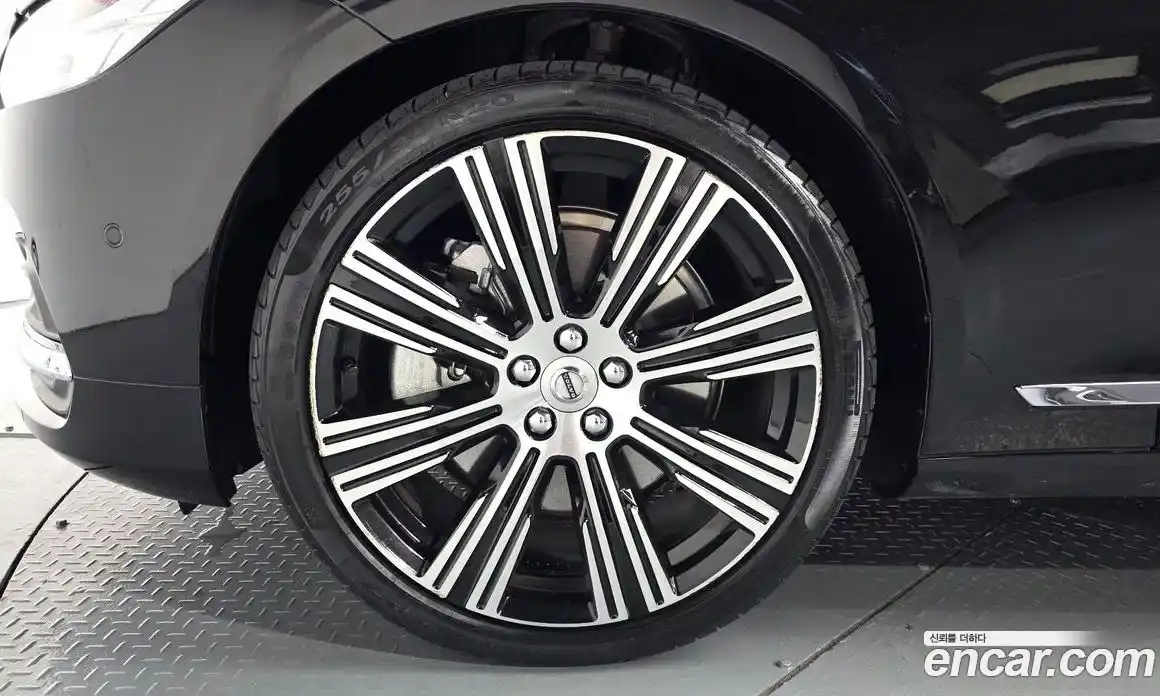 Volvo S90 2023 2.0 Автомат в Москве № 164340, фото 4