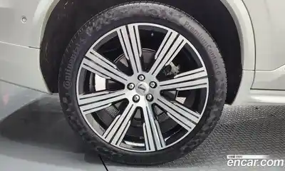 Volvo XC90 2023 2.0 Автомат в Москве № 164373, миниатюра 5