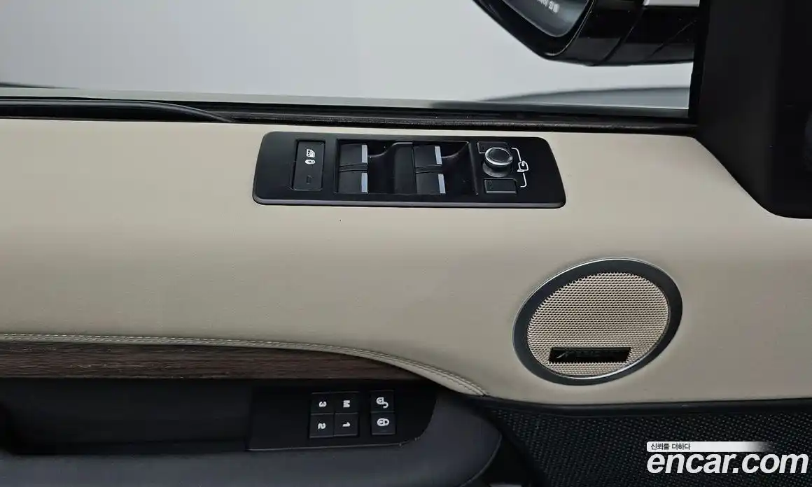 Land Rover Discovery 2019 3.0 Автомат в Москве № 166297, фото 14