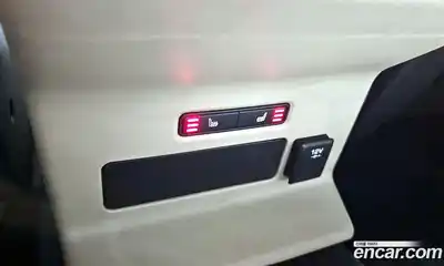 Land Rover Range-Rover Velar 2018 3.0 Автомат в Москве № 166379, миниатюра 5