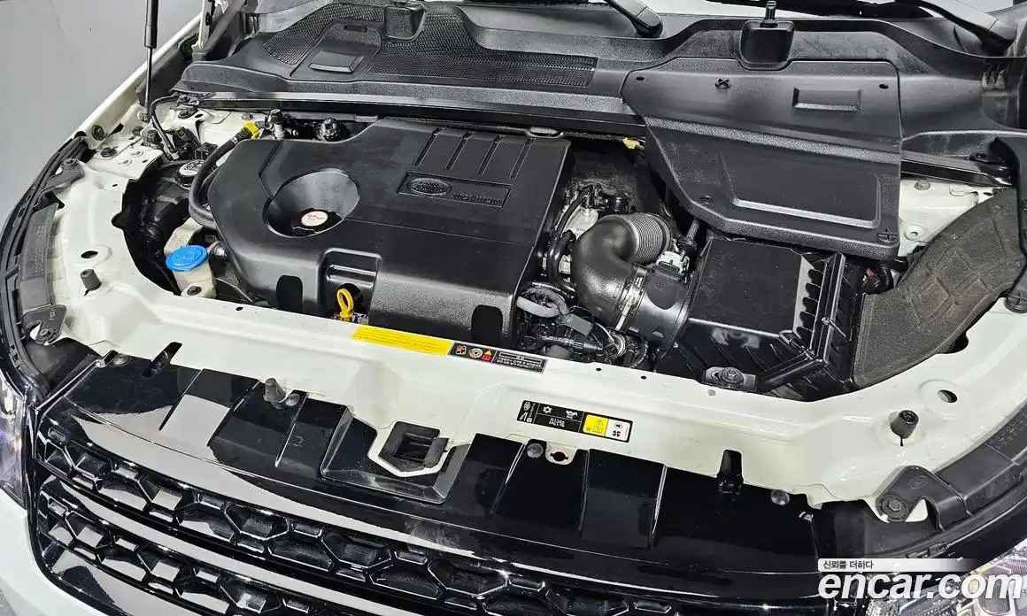 Land Rover Discovery Sport 2018 2.0 Автомат в Москве № 166683, фото 1