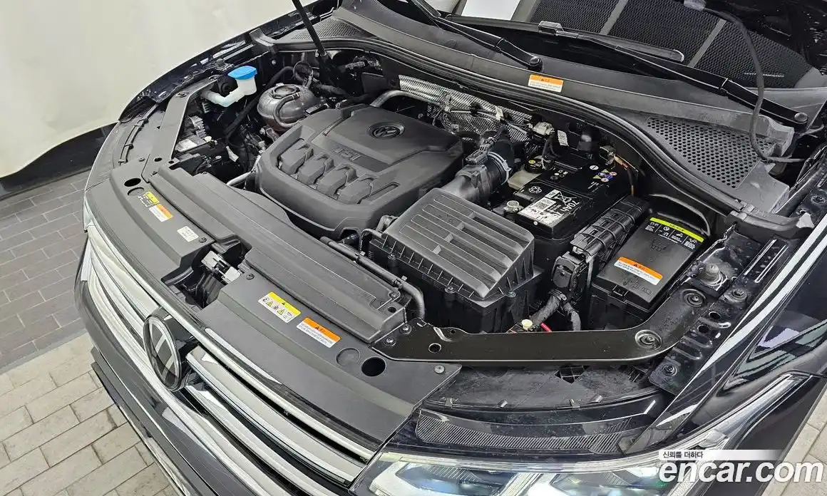 Volkswagen Tiguan 2024 2.0 Автомат в Москве № 168462, фото 1