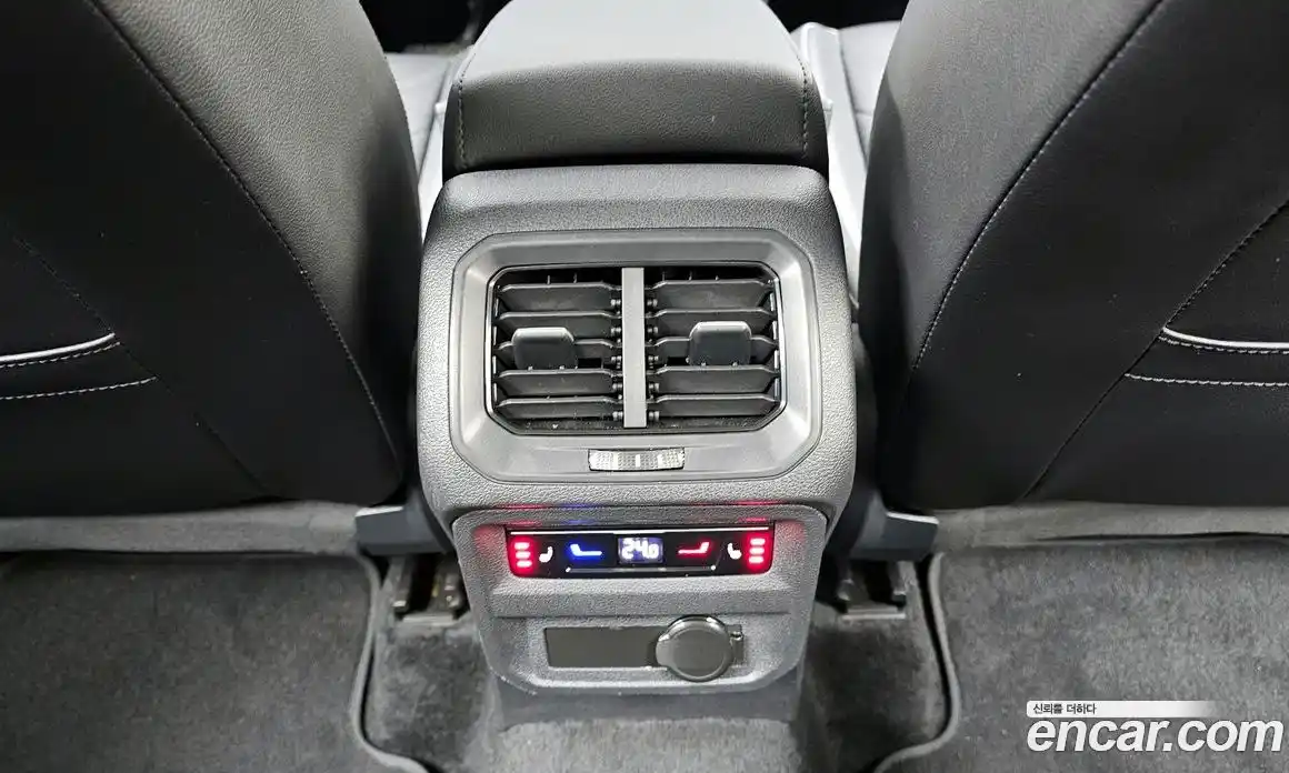 Volkswagen Tiguan 2024 2.0 Автомат в Москве № 168462, фото 17