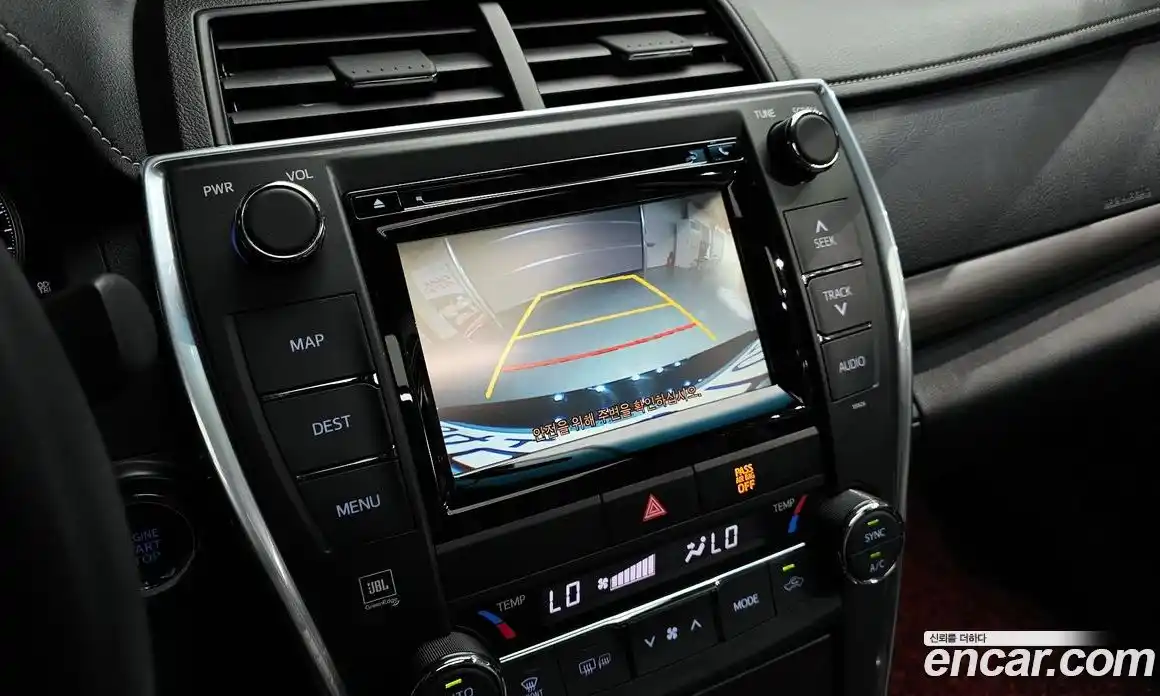 Toyota Camry 2017 2.5 Автомат в Москве № 170184, фото 17