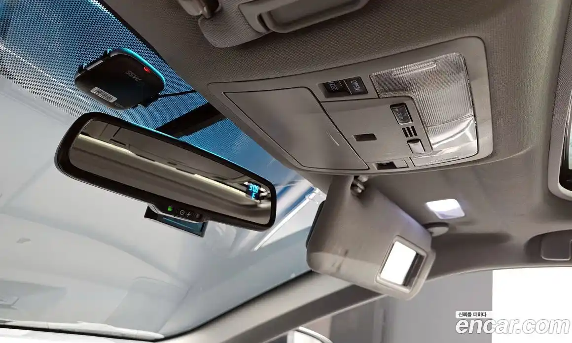 Toyota Camry 2017 2.5 Автомат в Москве № 170184, фото 19