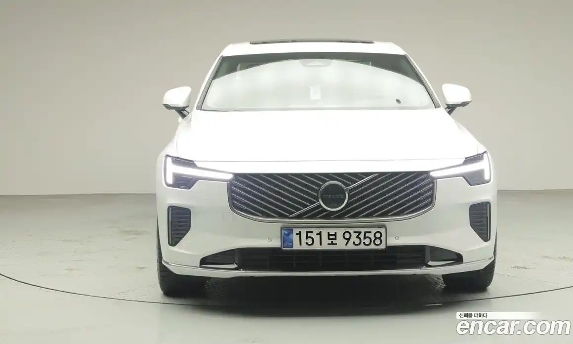 Volvo S90 2026 2.0 Автомат в Москве № 172283, фото 2