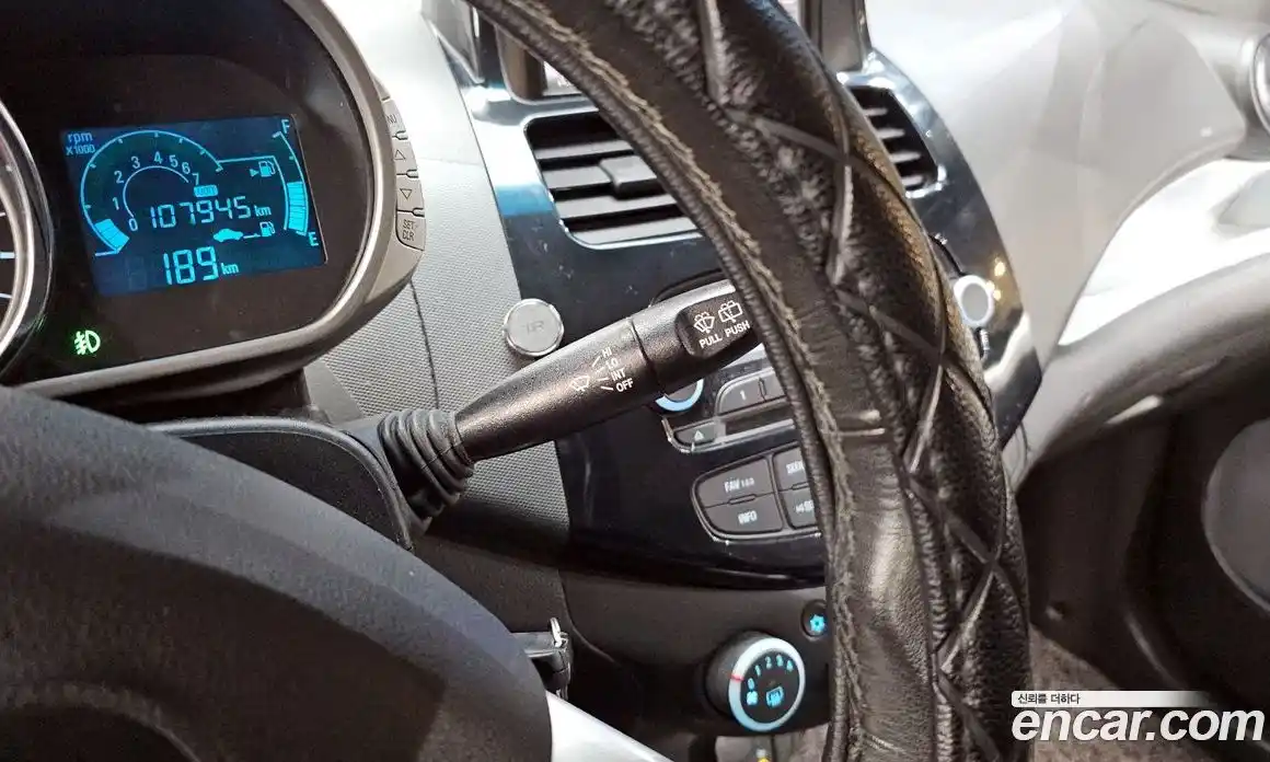 Chevrolet Spark 2014 1.0 Автомат в Москве № 173831, фото 15