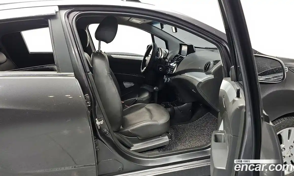 Chevrolet Spark 2014 1.0 Автомат в Москве № 173831, фото 17