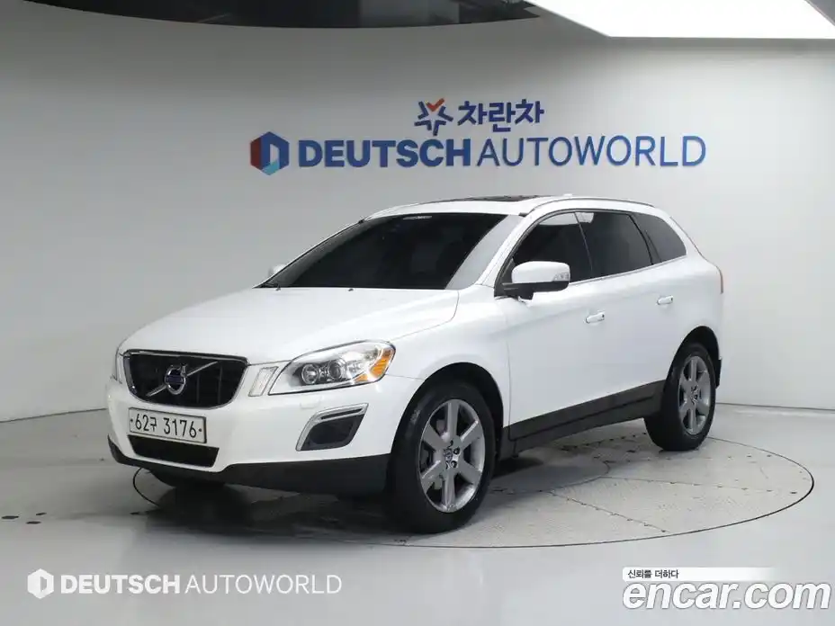 Volvo XC60 2013 2.4 Автомат в Москве № 179632, фото 1