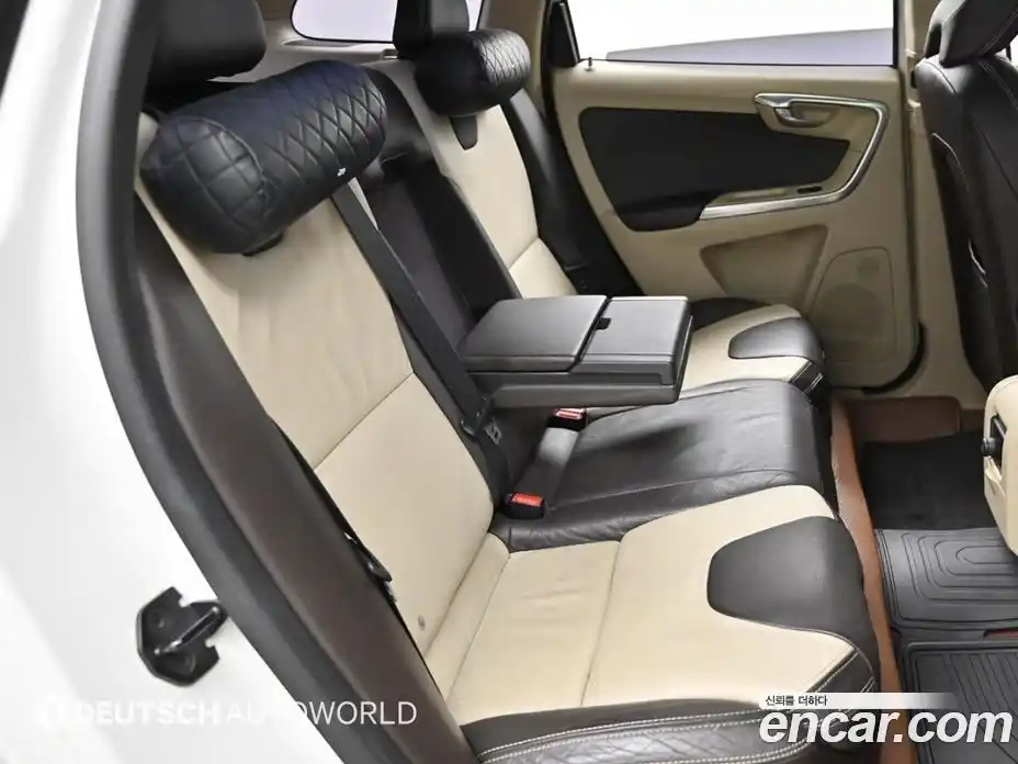 Volvo XC60 2013 2.4 Автомат в Москве № 179632, фото 10