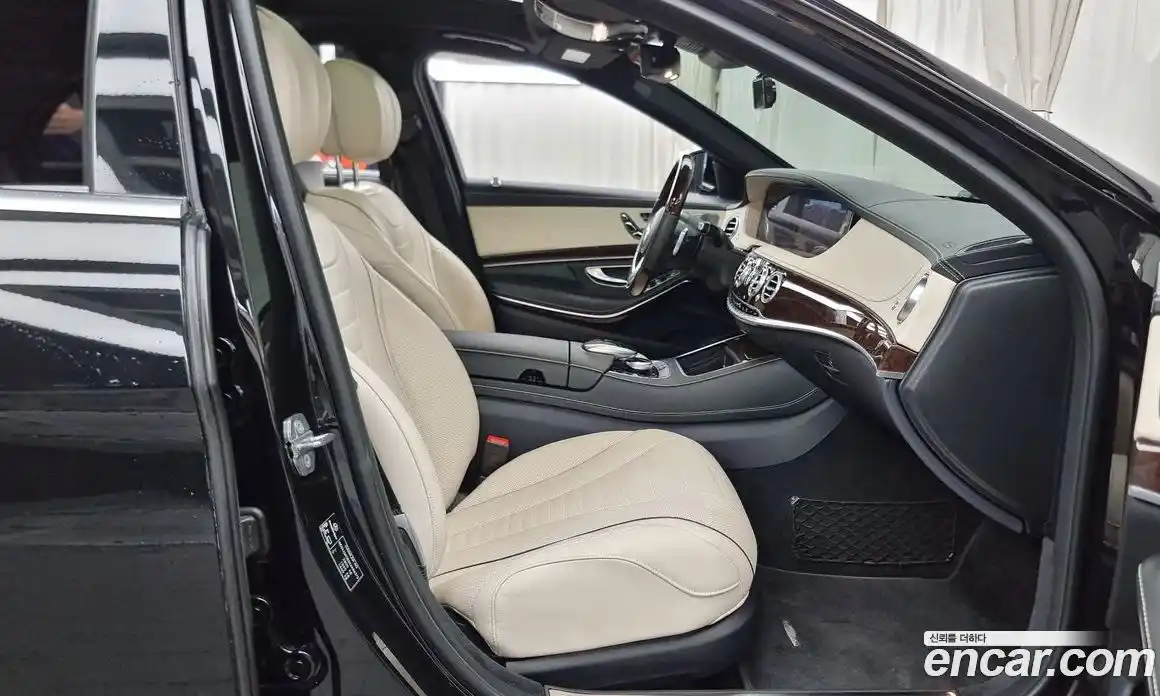 Mercedes-Benz S-Class 2019 4.0 Автомат в Москве № 183623, фото 11