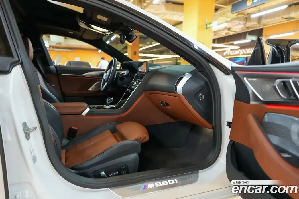 BMW 8-Series 2023 4.4 Автомат в Москве № 188030, фото 15