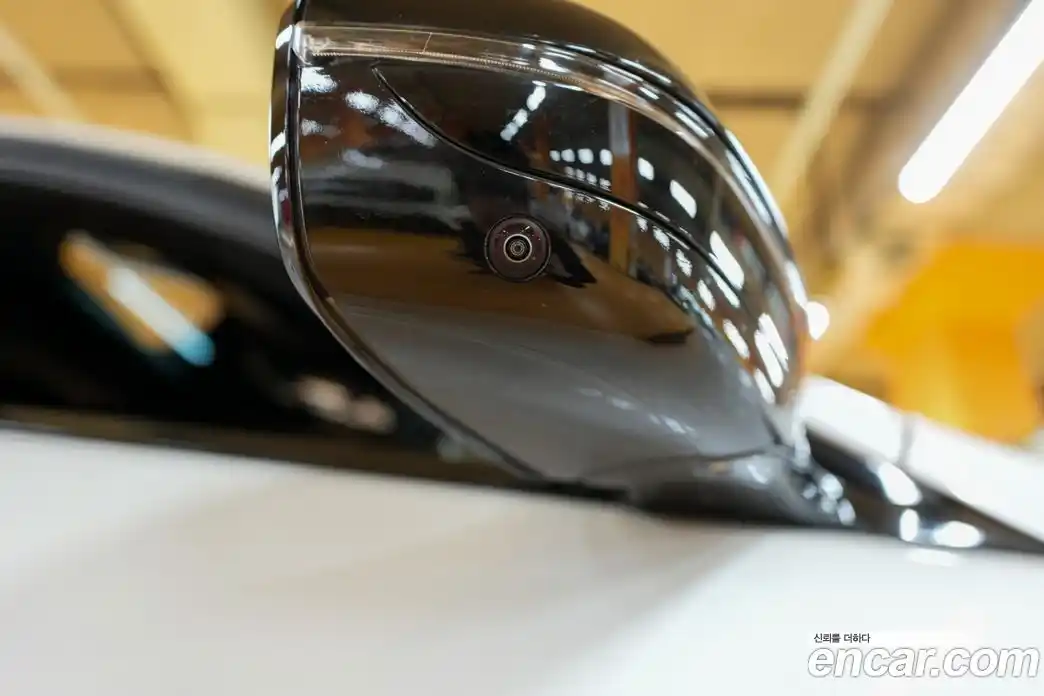 BMW 8-Series 2023 4.4 Автомат в Москве № 188030, фото 17