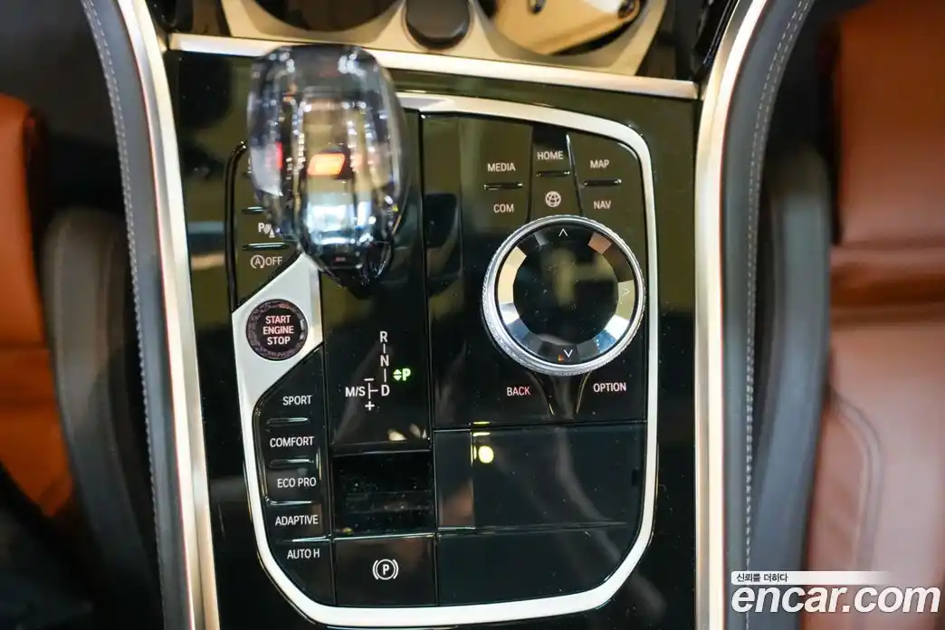 BMW 8-Series 2023 4.4 Автомат в Москве № 188030, фото 9