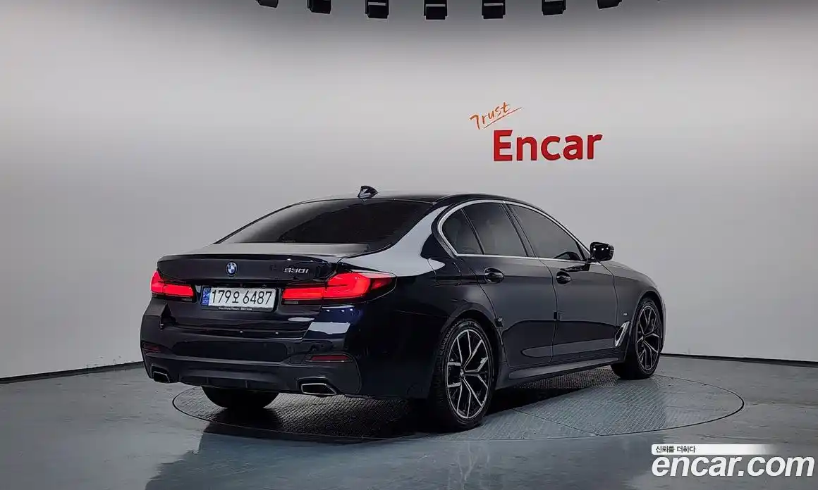 BMW 5-Series 2023 2.0 Автомат в Москве № 188745, фото 17