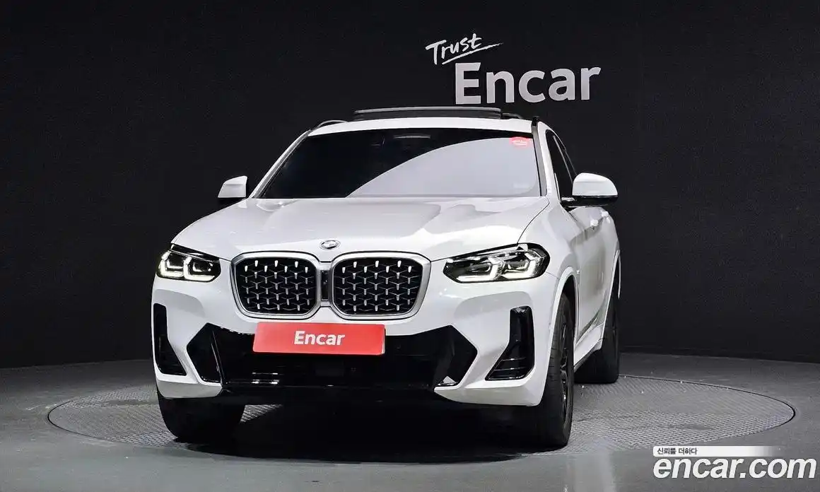 BMW X4 2023 2.0 Автомат в Москве № 189774, фото 3