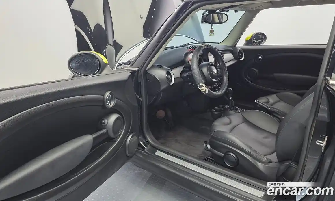 Mini Cooper 2013 1.6 Автомат в Москве № 190323, фото 11