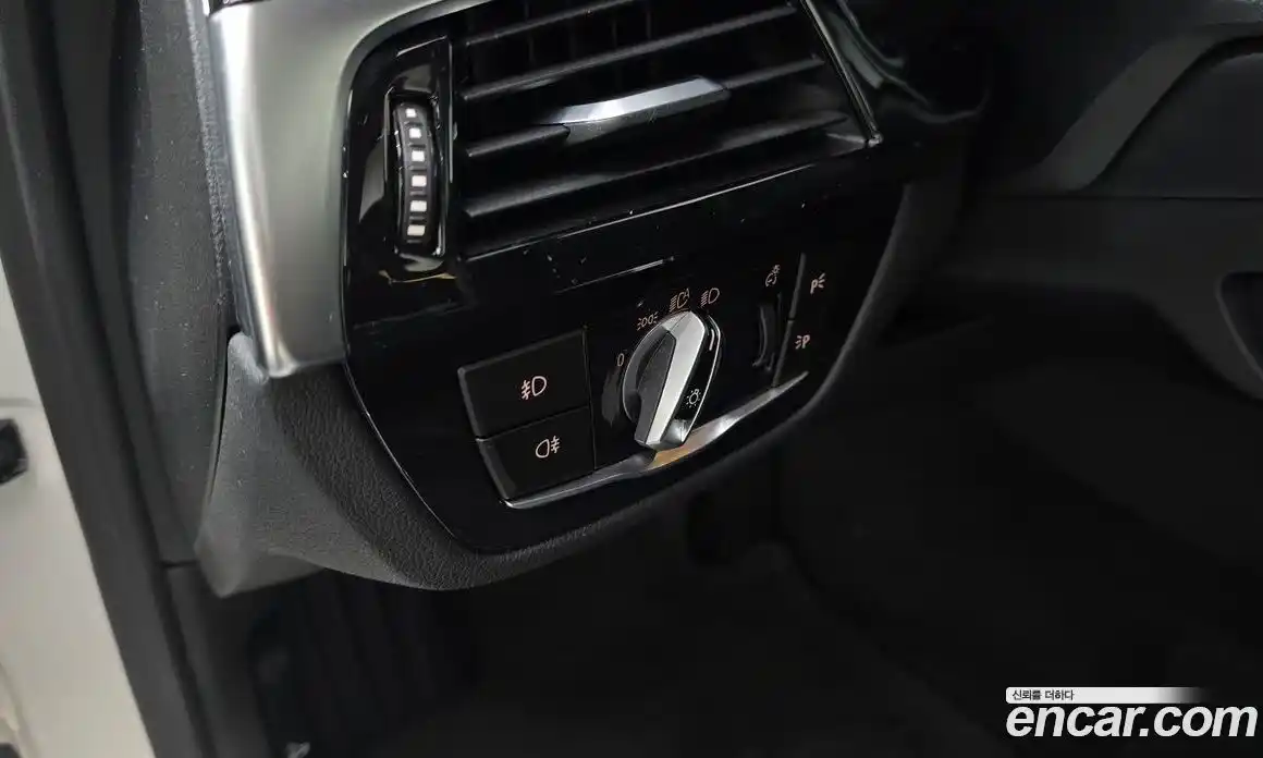 BMW 5-Series 2018 2.0 Автомат в Москве № 192872, фото 14