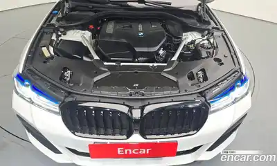 BMW 5-Series 2018 2.0 Автомат в Москве № 192872, миниатюра 2