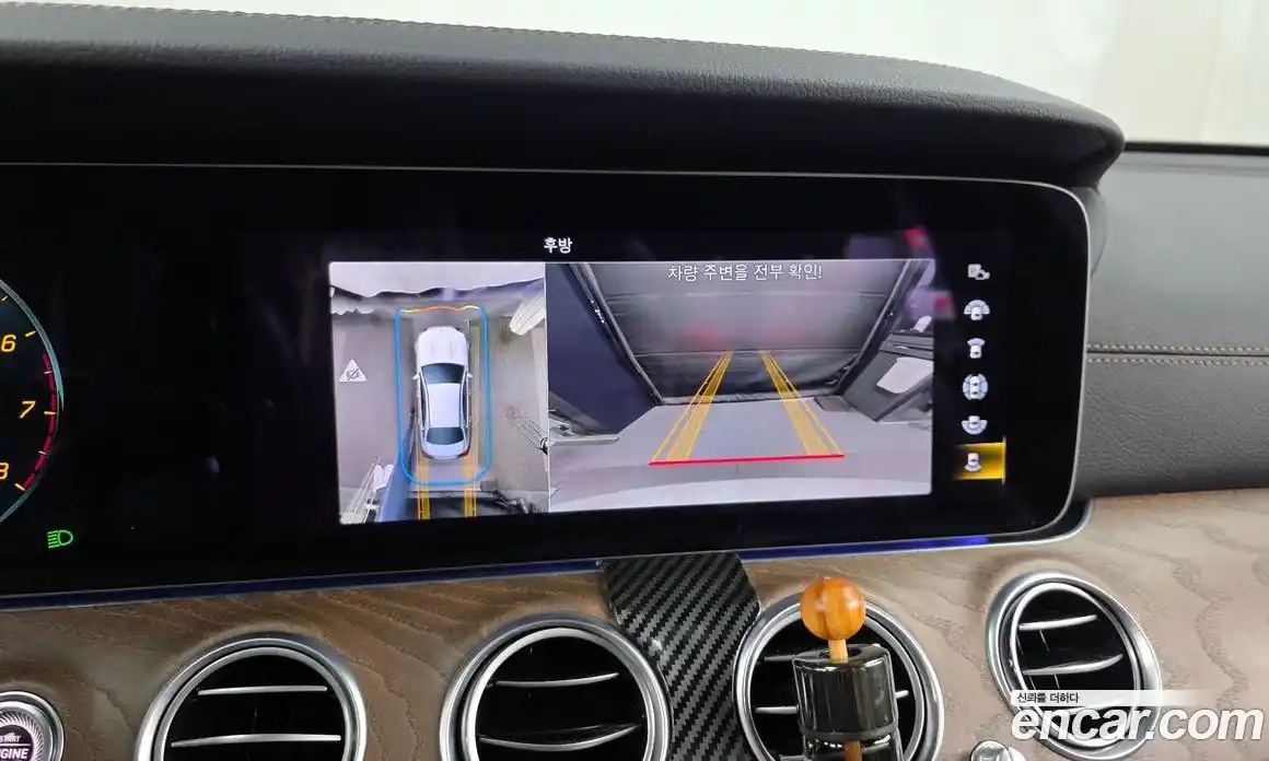 Mercedes-Benz E-Class 2022 2.0 Автомат в Москве № 193963, фото 17