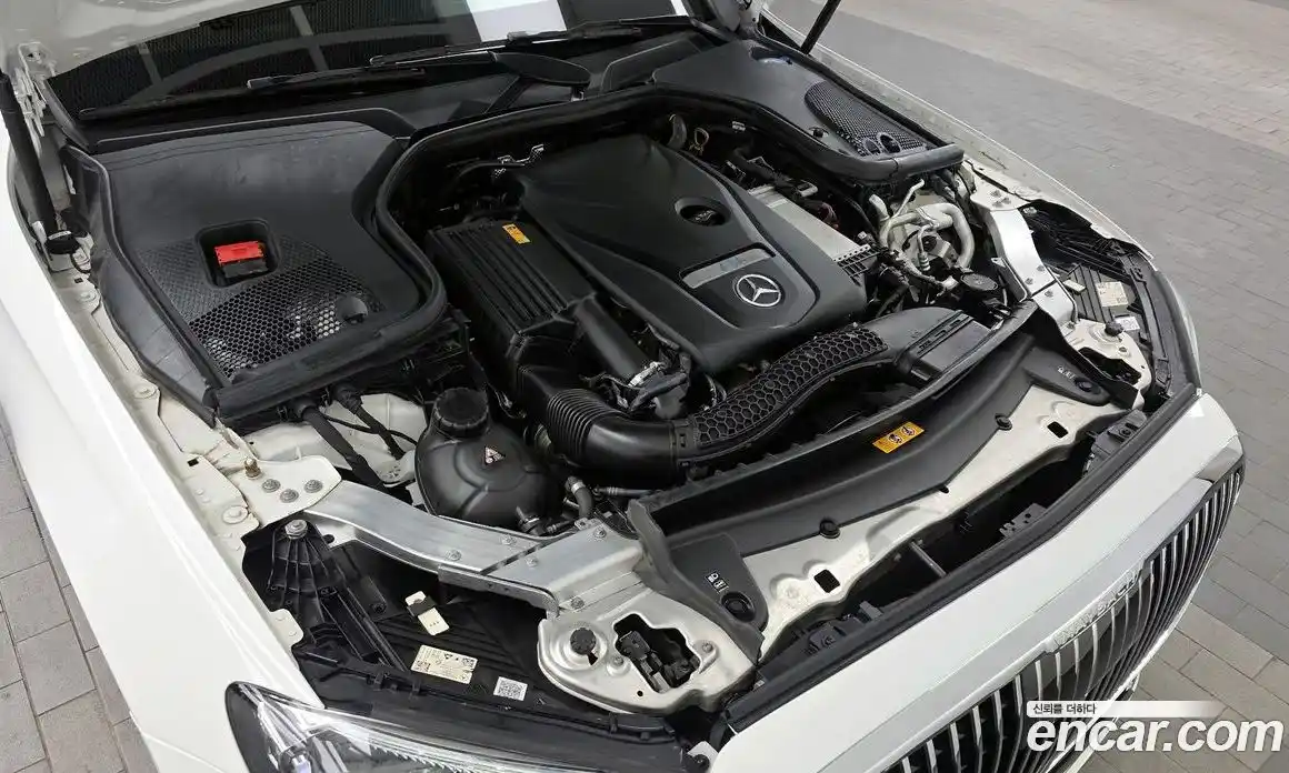 Mercedes-Benz E-Class 2022 2.0 Автомат в Москве № 193963, фото 18