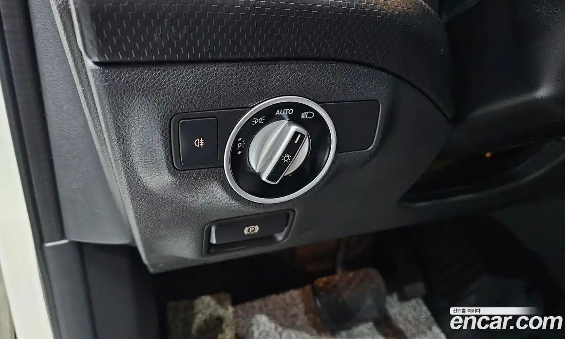 Mercedes-Benz A-Class 2014 1.8 Автомат в Москве № 194330, фото 19