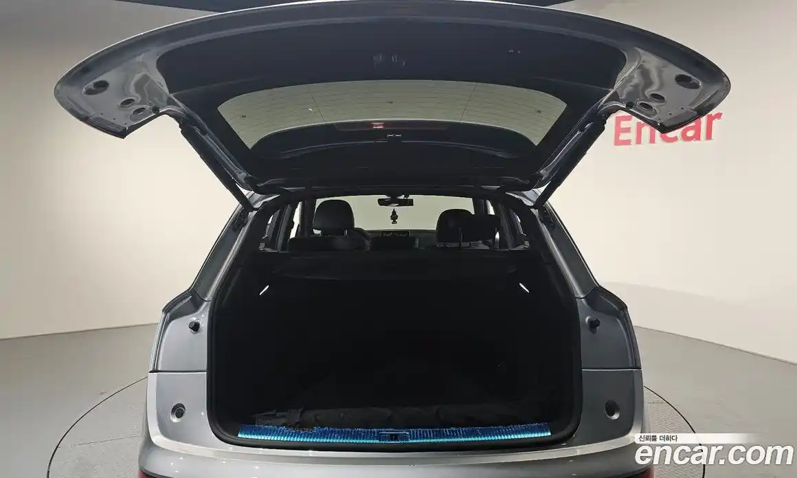 Audi Q5 2020 3.0 Автомат в Москве № 196491, фото 2