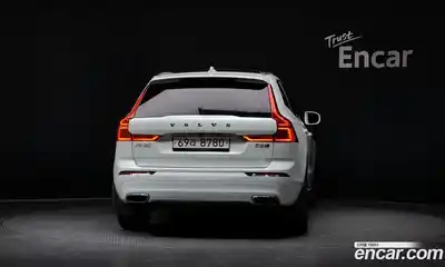 Volvo XC60 2019 2.0 Автомат в Москве № 197098, миниатюра 4