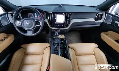 Volvo XC60 2019 2.0 Автомат в Москве № 197098, миниатюра 7