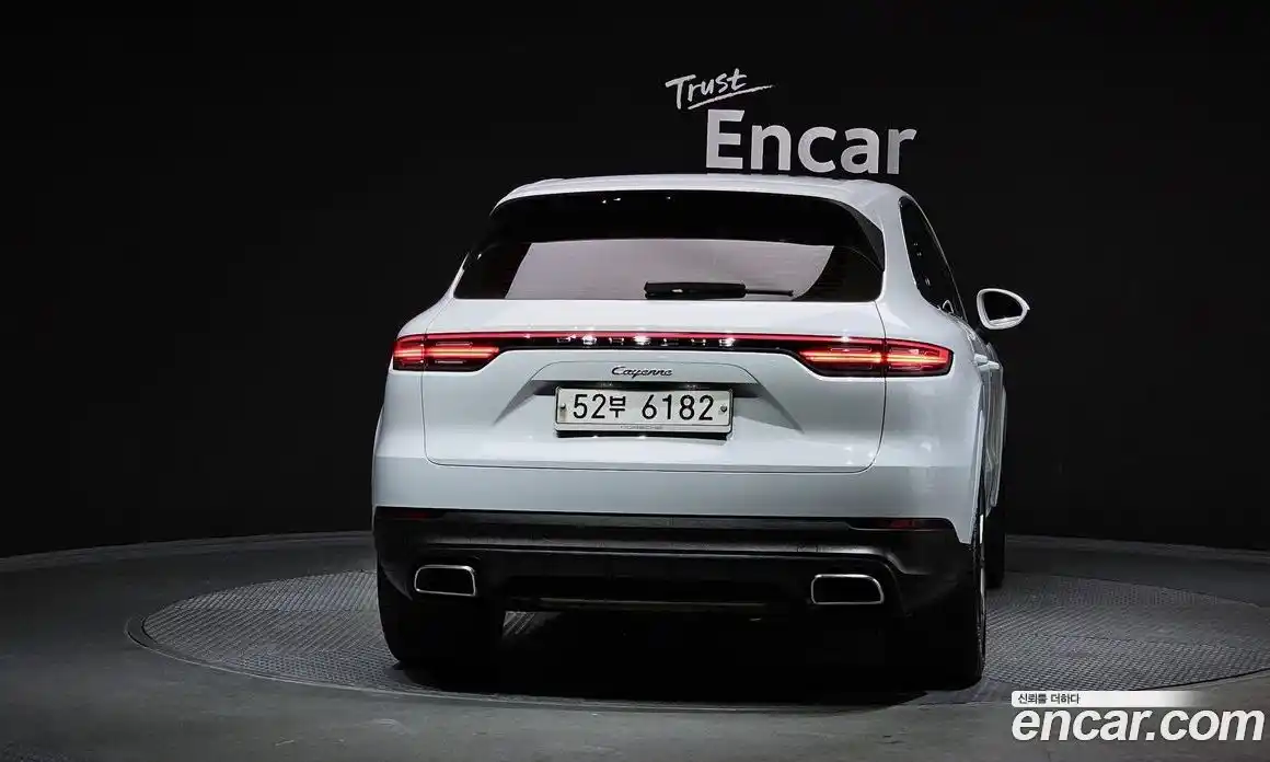 Porsche Cayenne 2019 3.0 Автомат в Москве № 197613, фото 4