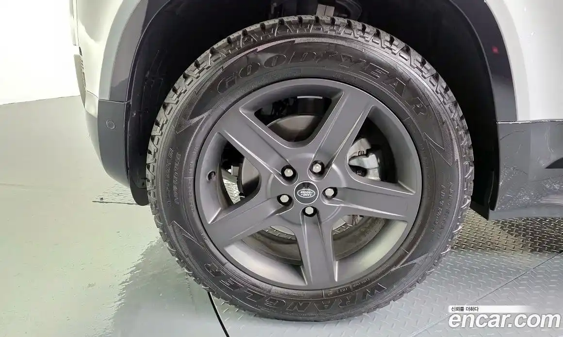 Land Rover Defender 2025 3.0 Автомат в Москве № 198047, фото 14