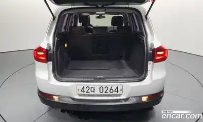 Volkswagen Tiguan 2016 2.0 Автомат в Москве № 199196, миниатюра 12