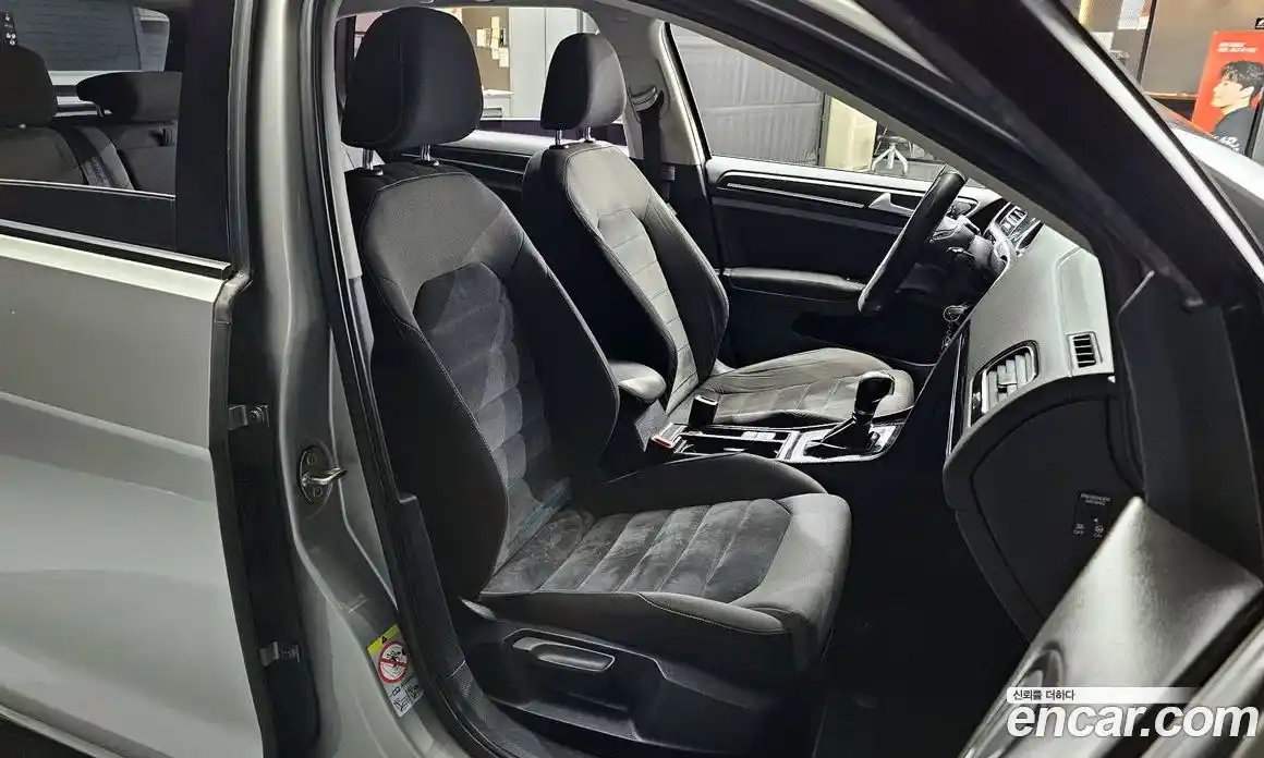 Volkswagen Golf 2015 1.6 Автомат в Москве № 199242, фото 12