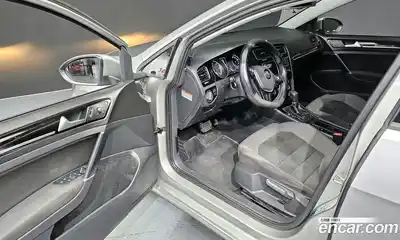 Volkswagen Golf 2015 1.6 Автомат в Москве № 199242, миниатюра 10