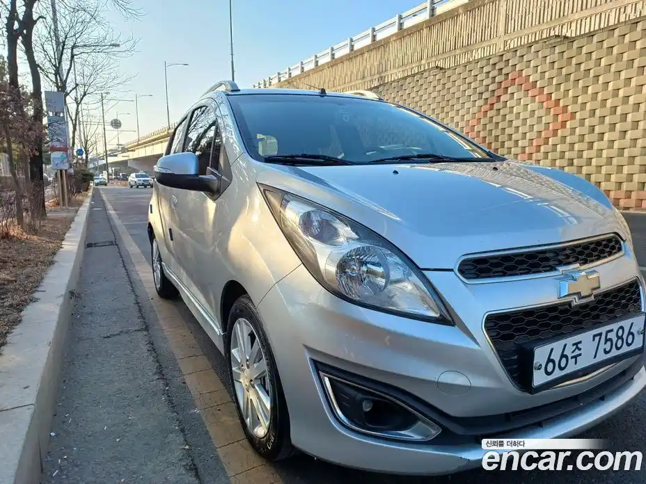 Chevrolet Spark 2014 1.0 Автомат в Москве № 200518, фото 3
