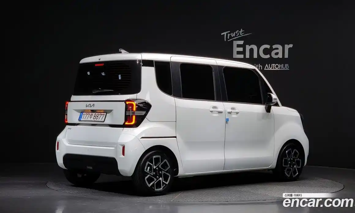 Kia Ray 2025 1.0 Автомат в Москве № 20846, фото 2