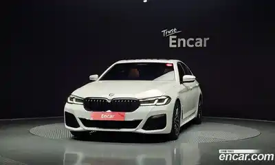 BMW 5-Series 2023 2.0 Автомат в Москве № 211447, миниатюра 3